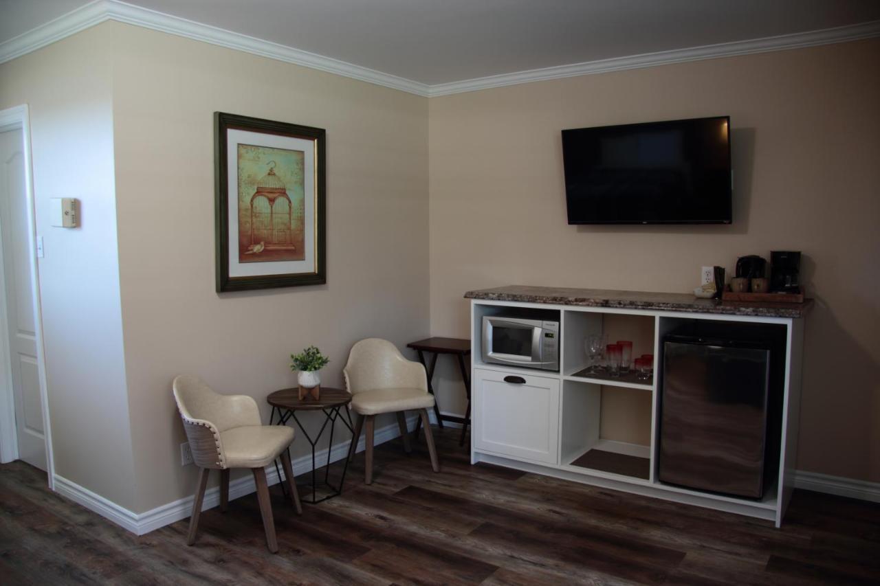 Bridgetown Carleton Inn & Cottages מראה חיצוני תמונה